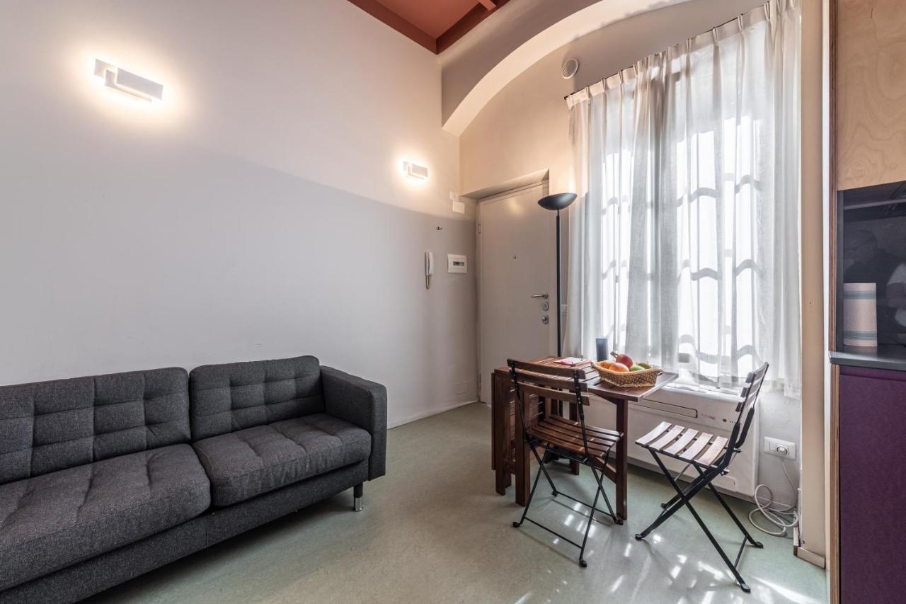 Xenia Apartments - Accogliente Pied-A-Terre Sui Navigli Milão Exterior foto